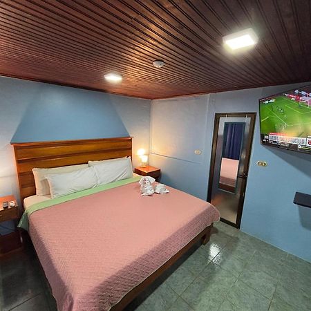 Pura Vida Aparment - Downtown La Fortuna Eksteriør bilde