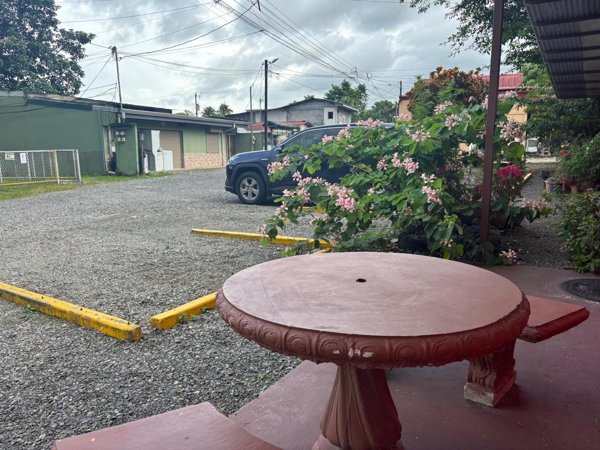 Pura Vida Aparment - Downtown La Fortuna Eksteriør bilde