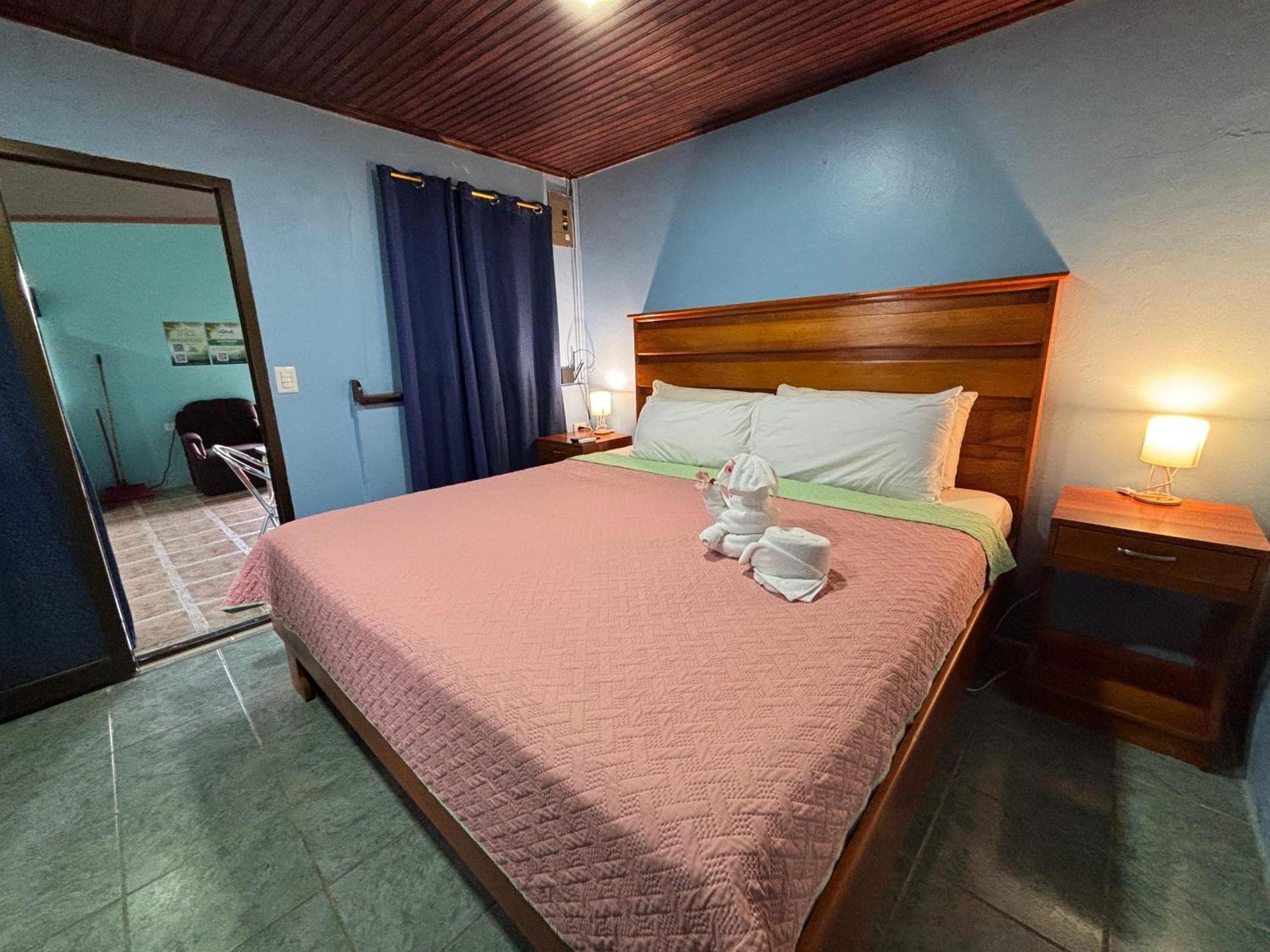 Pura Vida Aparment - Downtown La Fortuna Eksteriør bilde